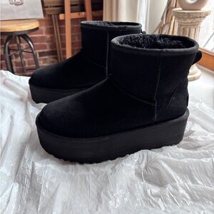 UGG womens Classic Mini Platform boots